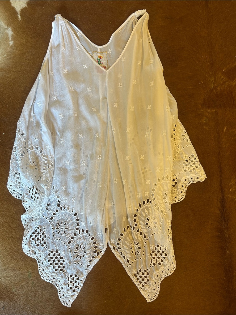 Johnny Was BOHO Top Sz L Embroidered Cut Outs Floral Gauzy Sleeveless Top Summer